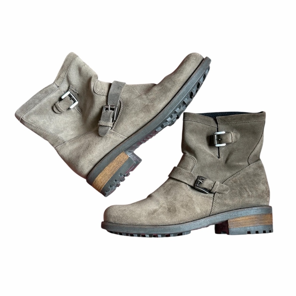 La CANADIENNE Charlotte Suede Buckle Ankle Boots